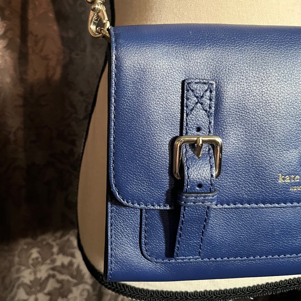 Kate Spade Bright Navy Blue Leather Magnetic Buckle Flap Crossbody Bag  NWOT - Picture 4 of 11